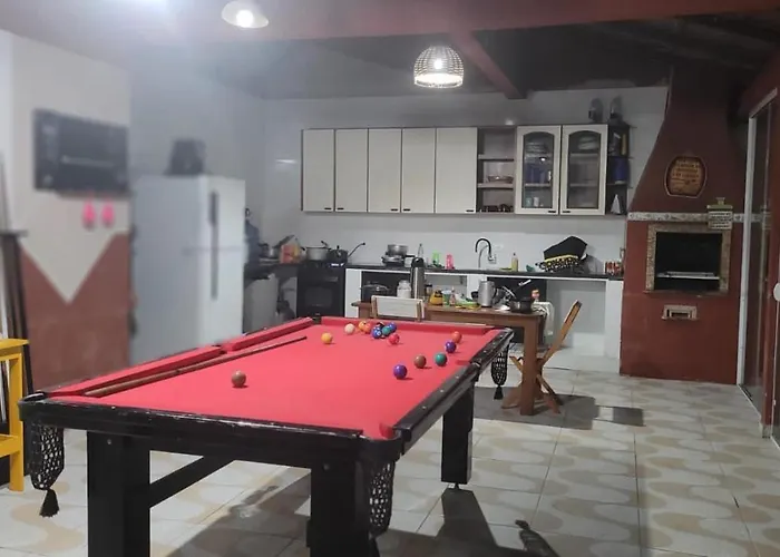 Casa Com 2 Piscinas