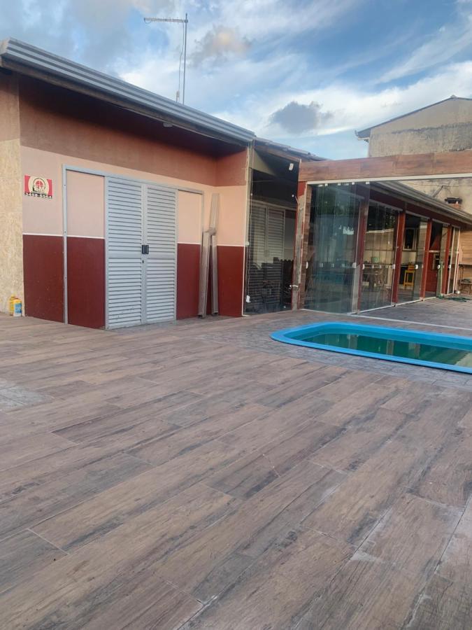 Casa Com 2 Piscinas Matinhos