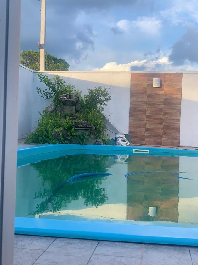 Casa Com 2 Piscinas Matinhos
