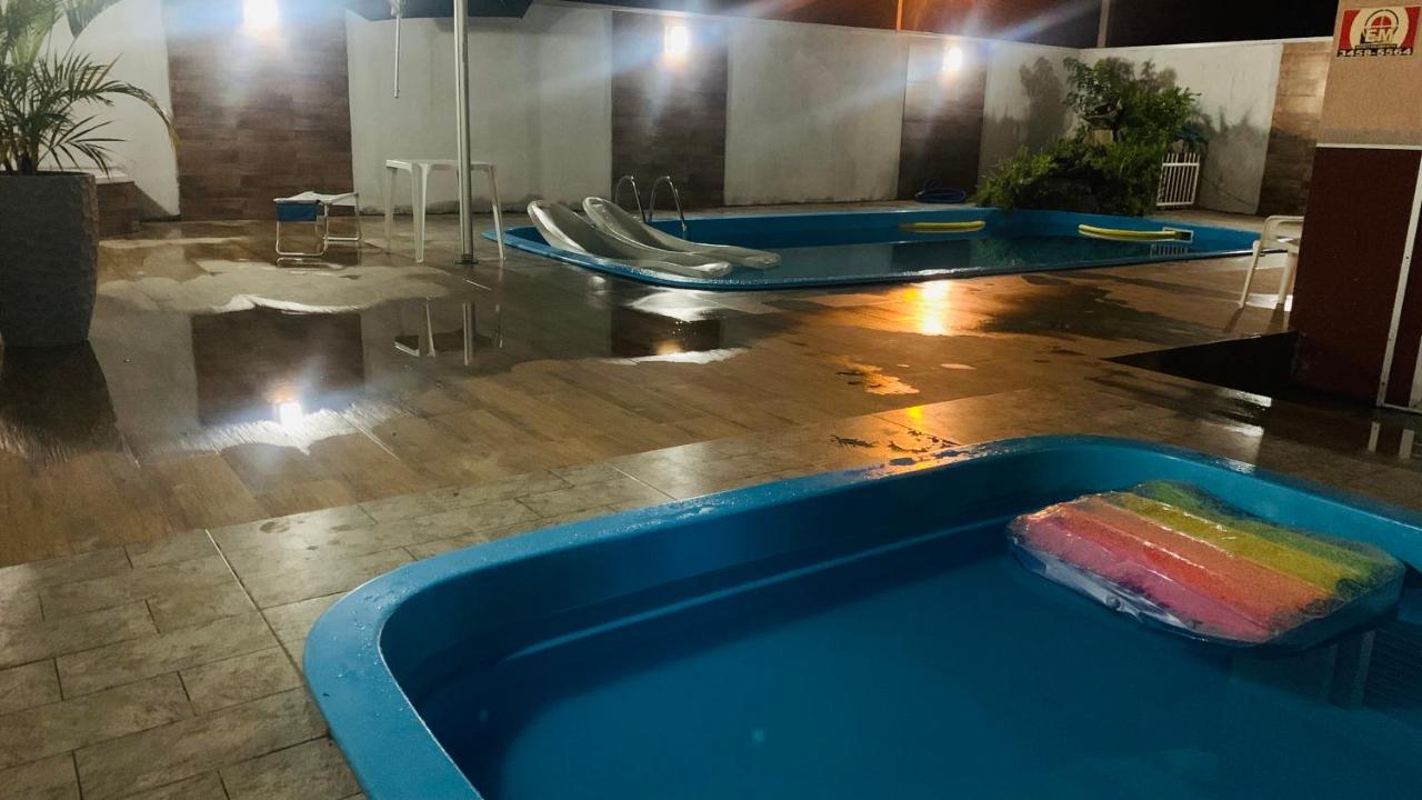 Casa Com 2 Piscinas Holiday home *
