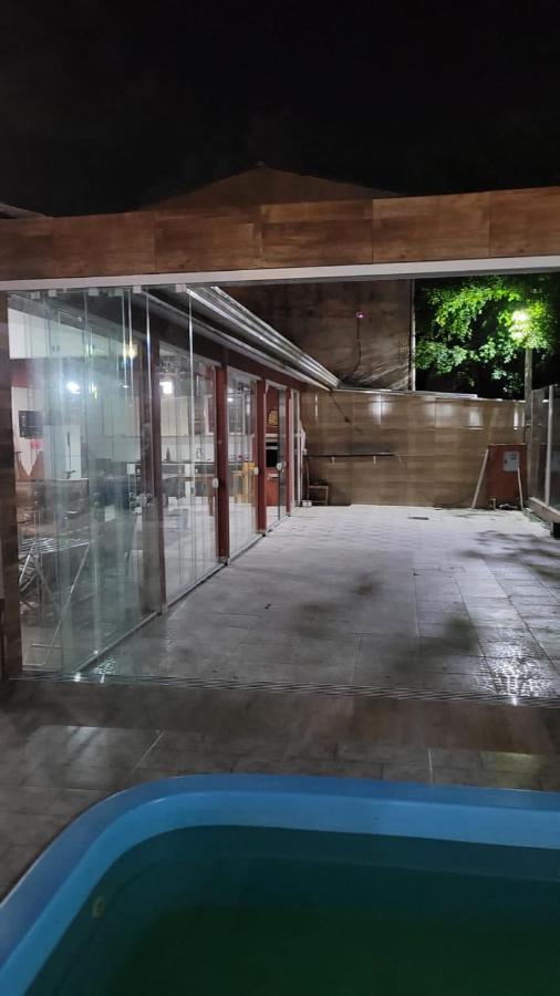Casa Com 2 Piscinas Matinhos