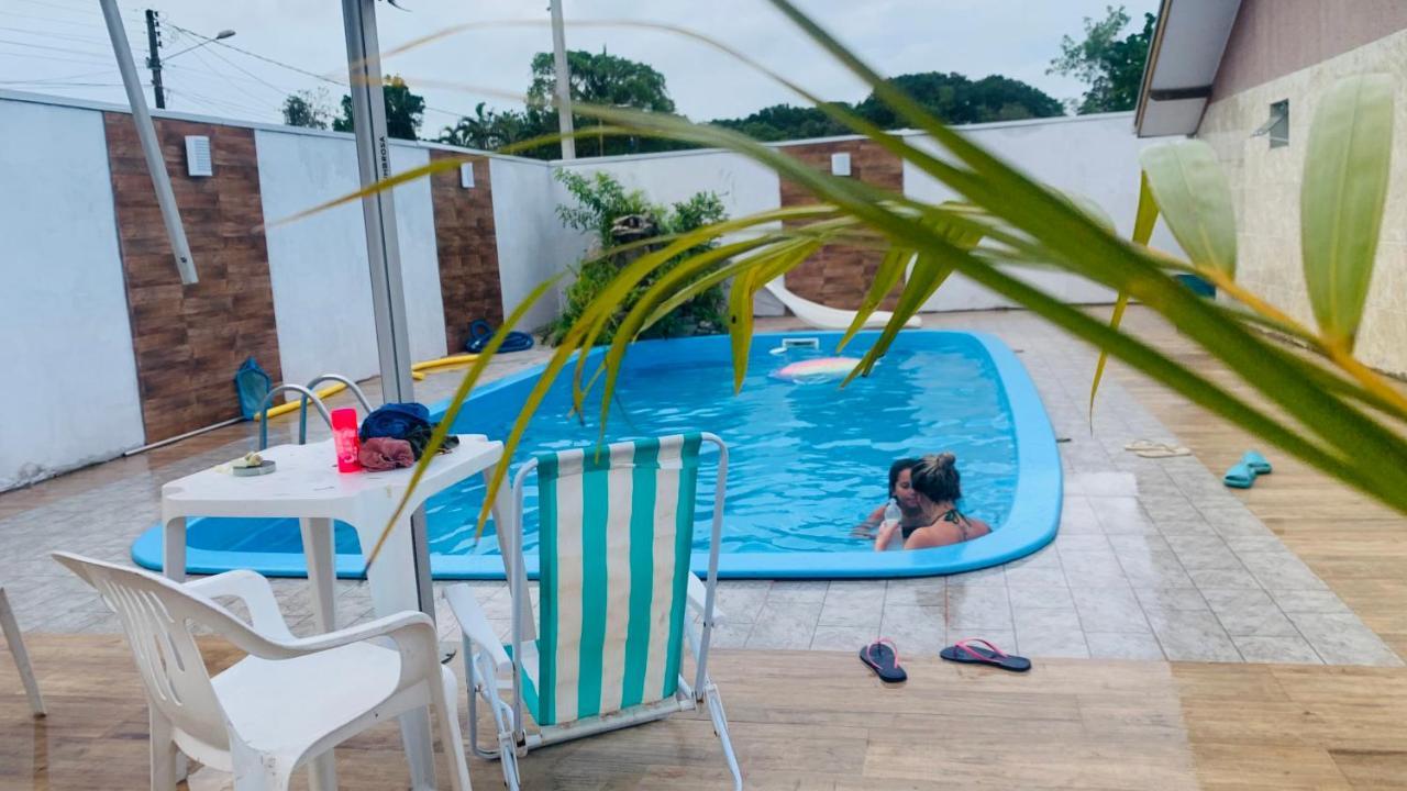 Casa Com 2 Piscinas *