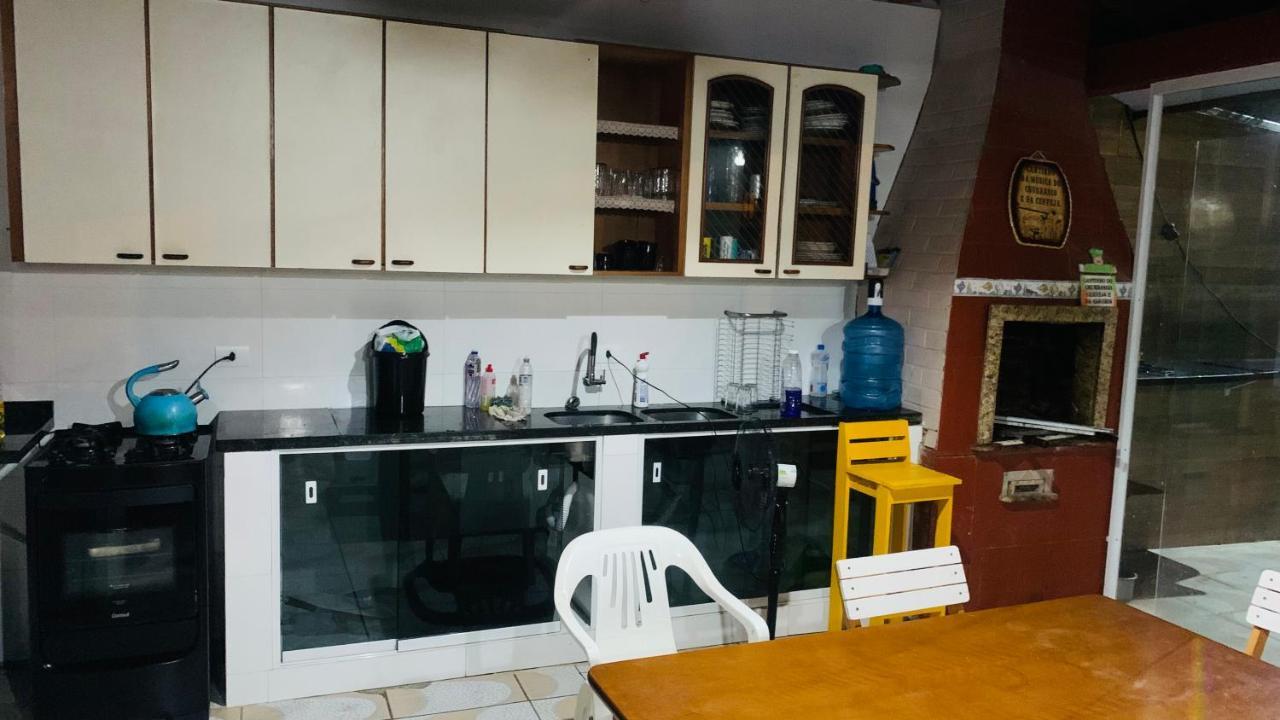 Casa Com 2 Piscinas Matinhos